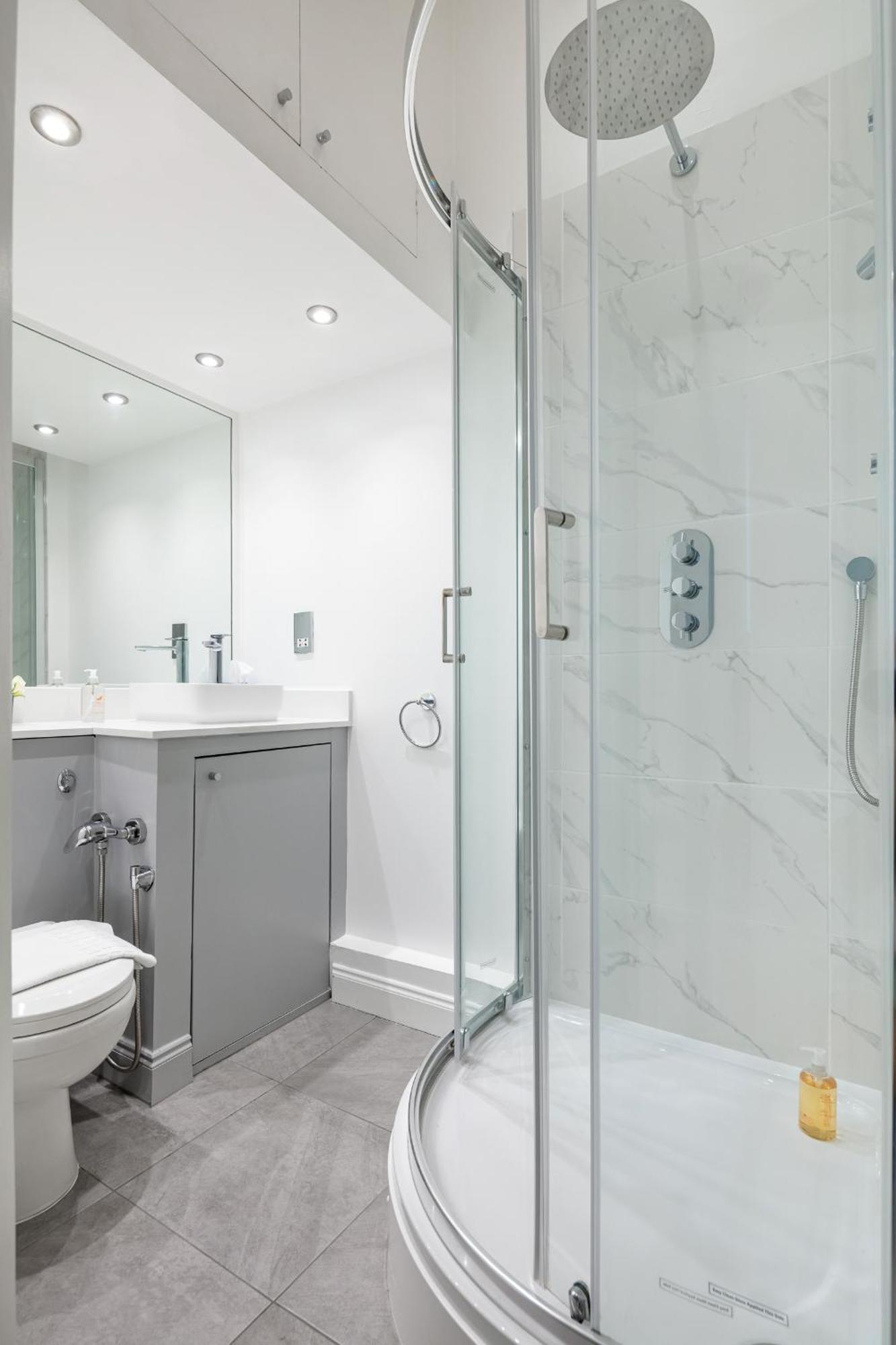 Kensington 1bd Seconds From Museums Апартаменты Лондон