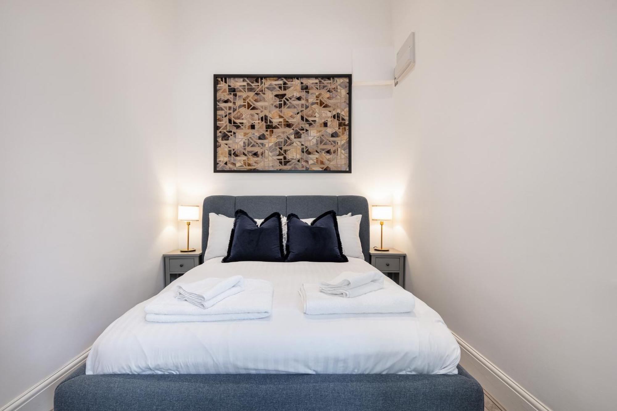 Kensington 1bd Seconds From Museums Апартаменты *